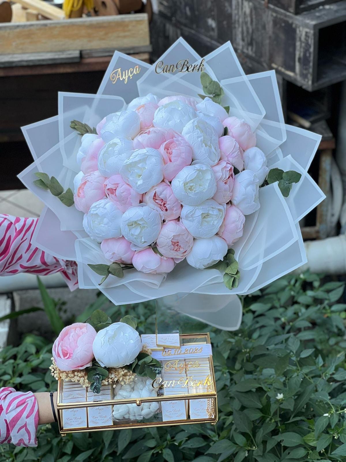 41 Renkli Şakayık 2 li Kız İsteme Seti (Pembe-Beyaz Gül)