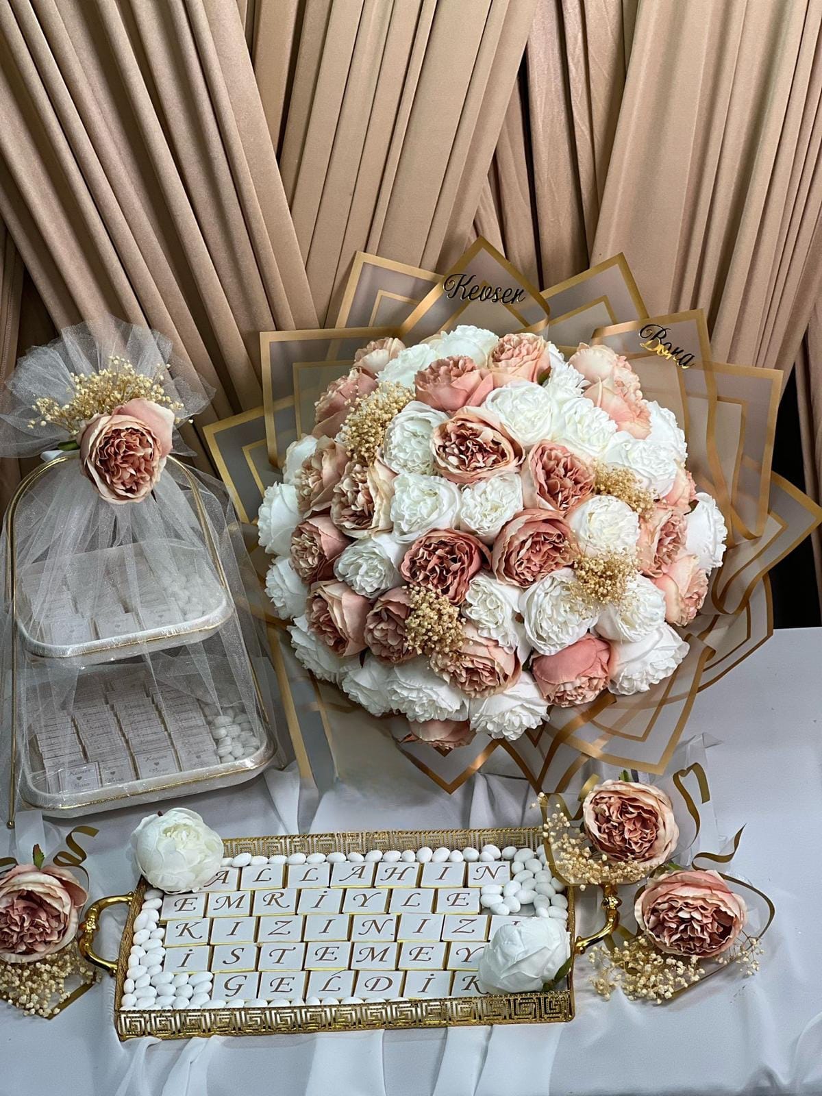 41 Adet Şölen İsteme Seti (Pembe-Beyaz)