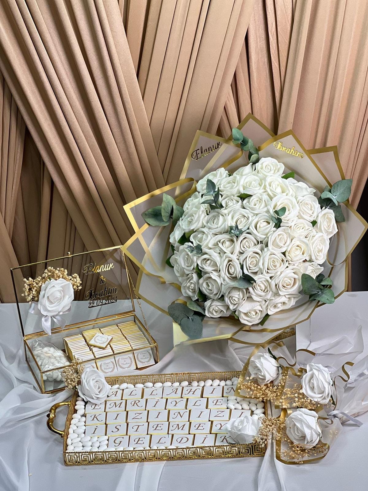 41 Adet Güllü Kız İsteme Seti (Beyaz Gül)